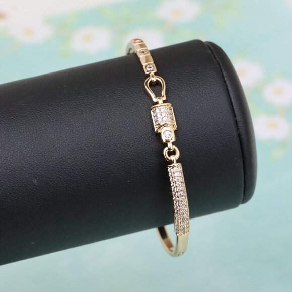 Elegant Rose Gold Bangle with Sparkling Crystal Detailing, XPBL0512 - Picture 7 of 12